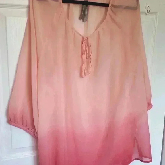 Penningtons *New Women's Plus Size Pink Ombre  3/4 Sleeve Blouse Size 3x - Picture 3 of 11